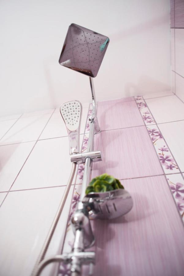 Lucky 7 - Comfort,Clean ,Cosy Apartment 鲁塞 外观 照片